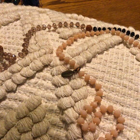 Zacasha Necklace 22 in long - Picture 4 of 5